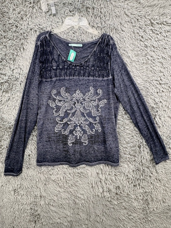 Maurices Tops - Maurices Shirt Womens Large NWT Woven Lattice Blue Burnwashed Baroque Graphic